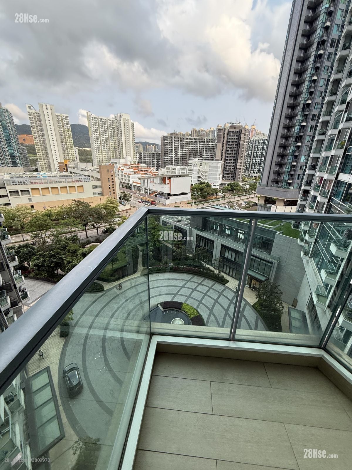 The Parkside 租盤 3 房 , 2 浴室 726 平方呎