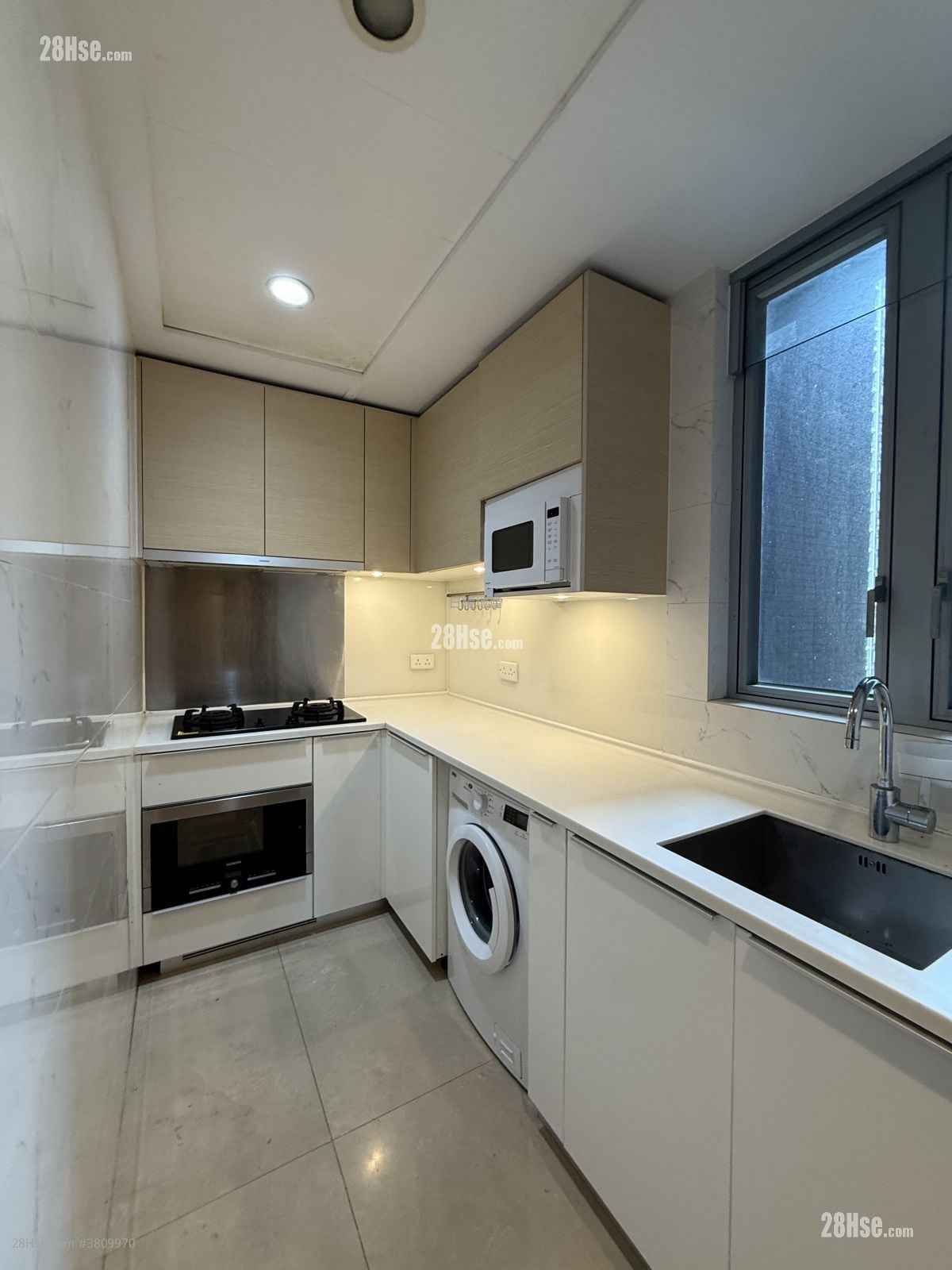 The Parkside 租盤 3 房 , 2 浴室 726 平方呎