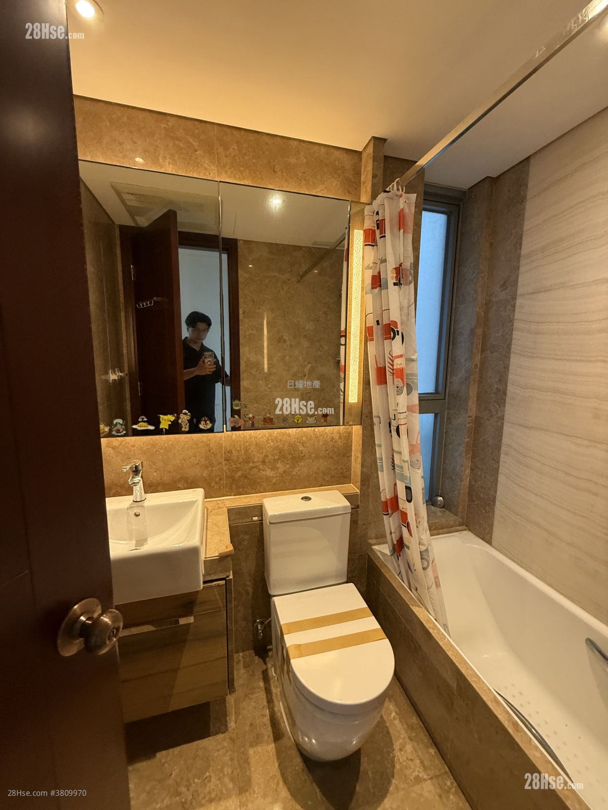 The Parkside 租盤 3 房 , 2 浴室 726 平方呎