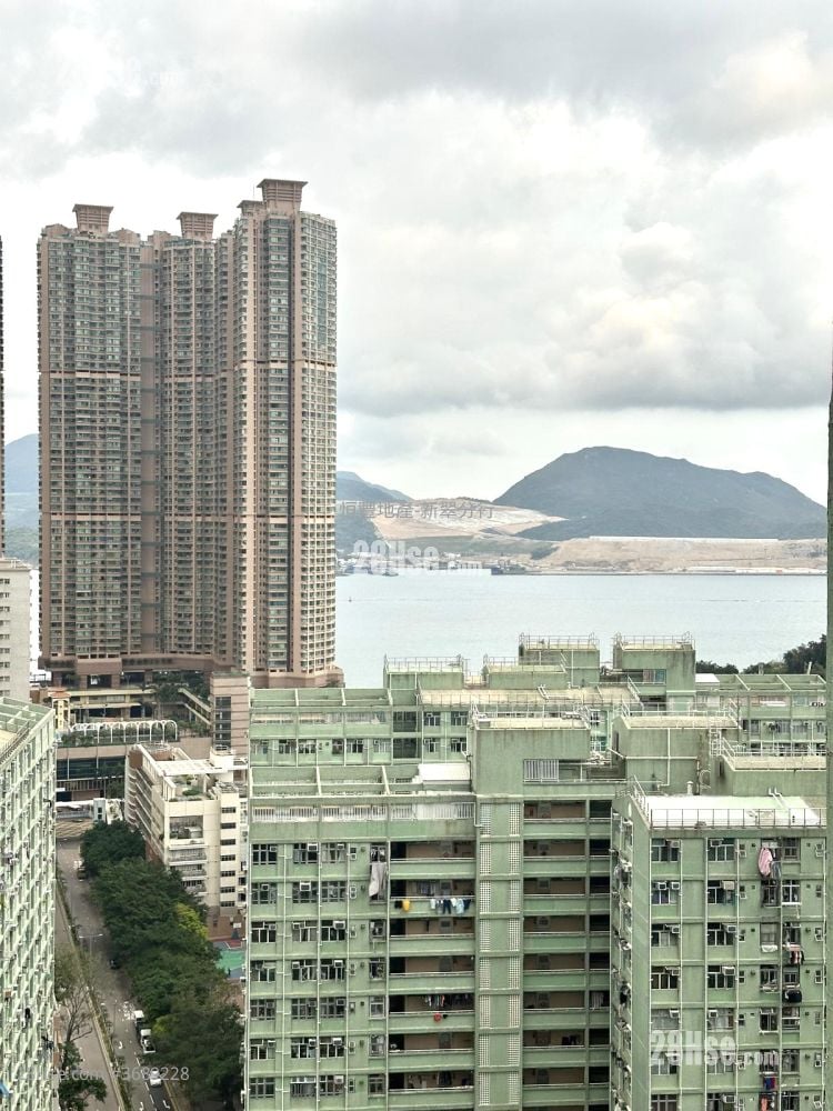 晓翠苑 租盘 2 房 , 1 浴室 401 平方尺