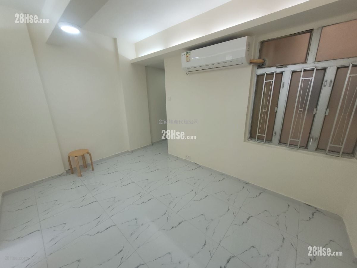 Kwong Fu Building Rental 2 Bedrooms 369 ft²