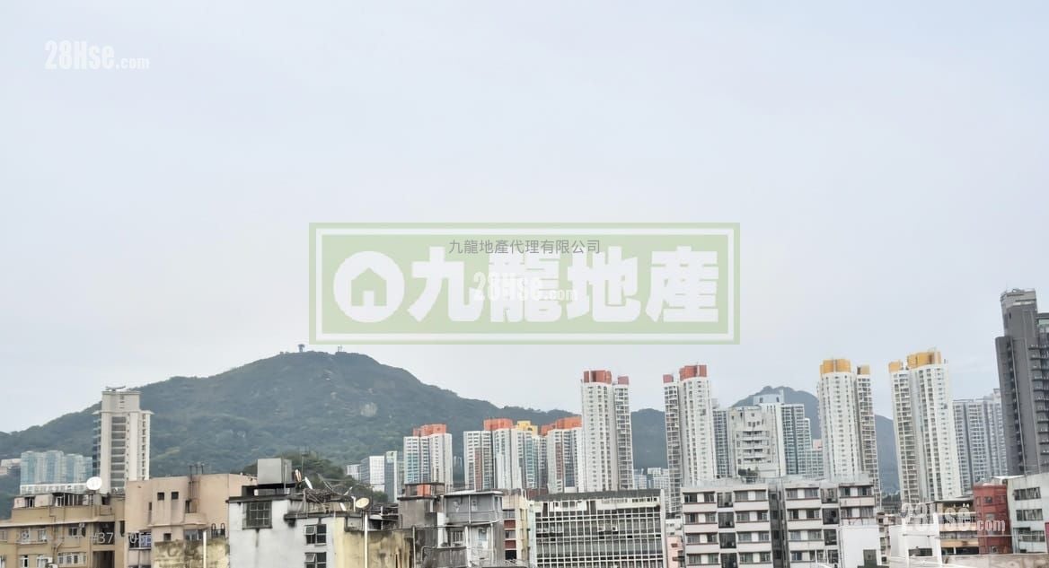 Kin Wo Court Sell 1 Bedroom , 1 Bathroom 268 ft²