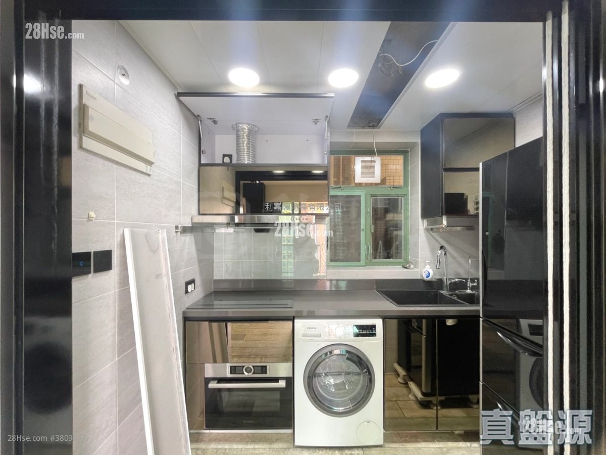 君傲湾 租盘 2 房 , 1 浴室 516 平方尺