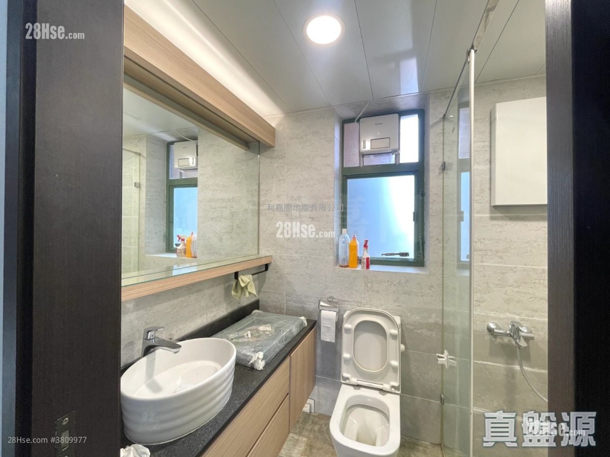 君傲湾 租盘 2 房 , 1 浴室 516 平方尺