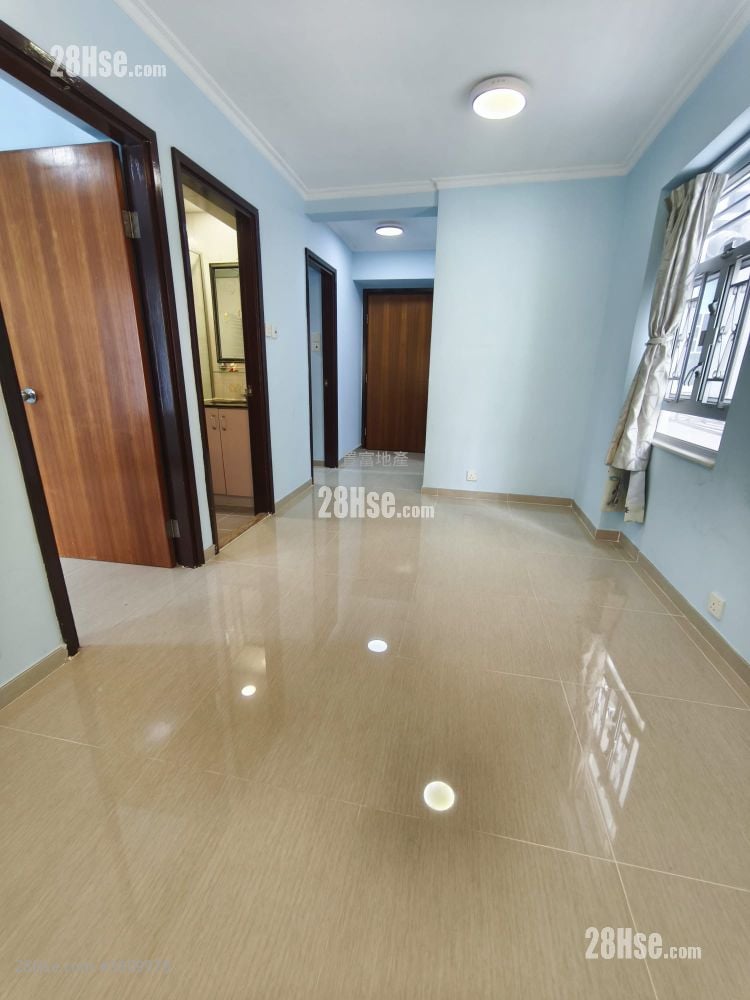 新葵芳花园 租盘 2 房 , 1 浴室 400 平方尺