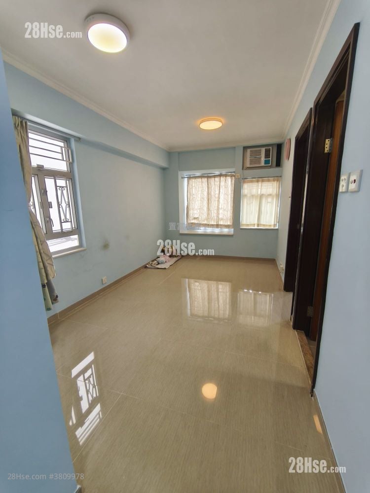 新葵芳花园 租盘 2 房 , 1 浴室 400 平方尺