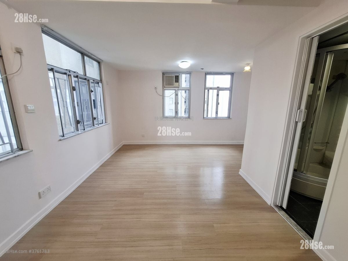 湾景中心大厦 租盘 开放式间隔 , 1 浴室 357 平方尺