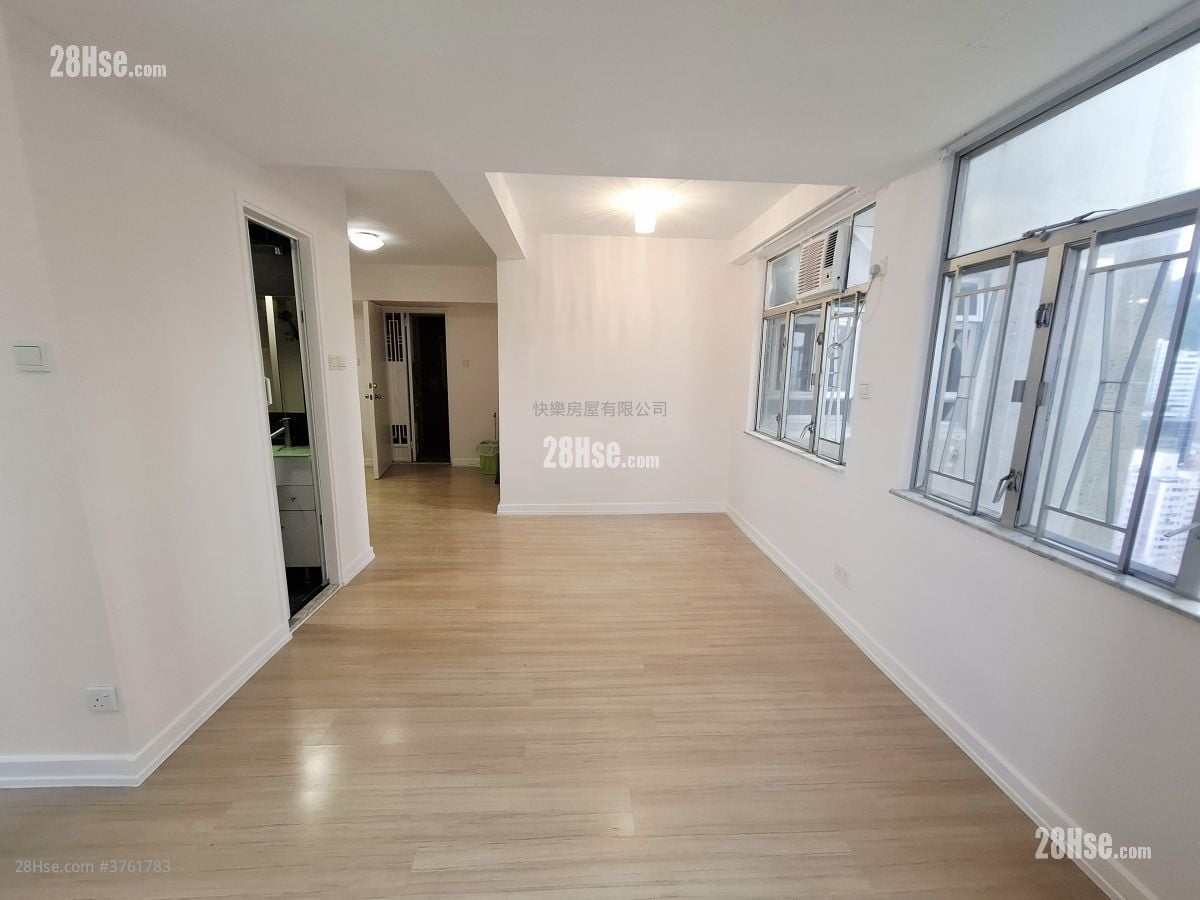 湾景中心大厦 租盘 开放式间隔 , 1 浴室 357 平方尺