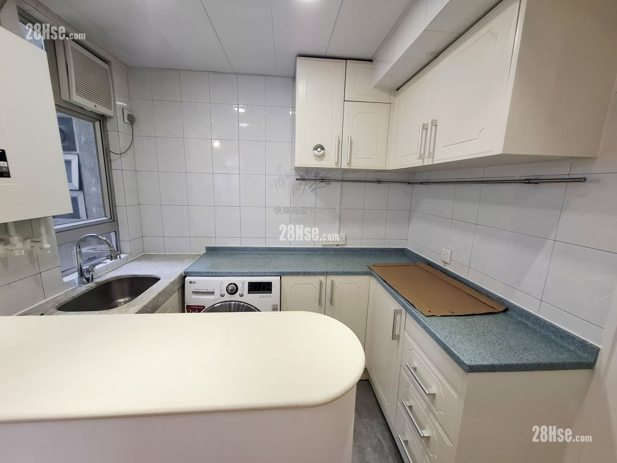 湾景中心大厦 租盘 开放式间隔 , 1 浴室 357 平方尺