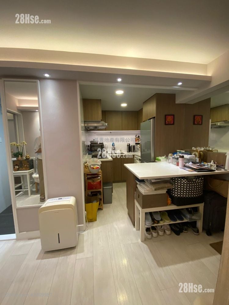 Lei Tung Estate Sell 1 Bedroom , 1 Bathroom 381 ft²