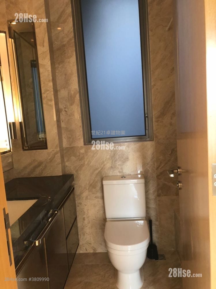 Grand Austin 租盤 4 房 , 2 浴室 1,271 平方呎