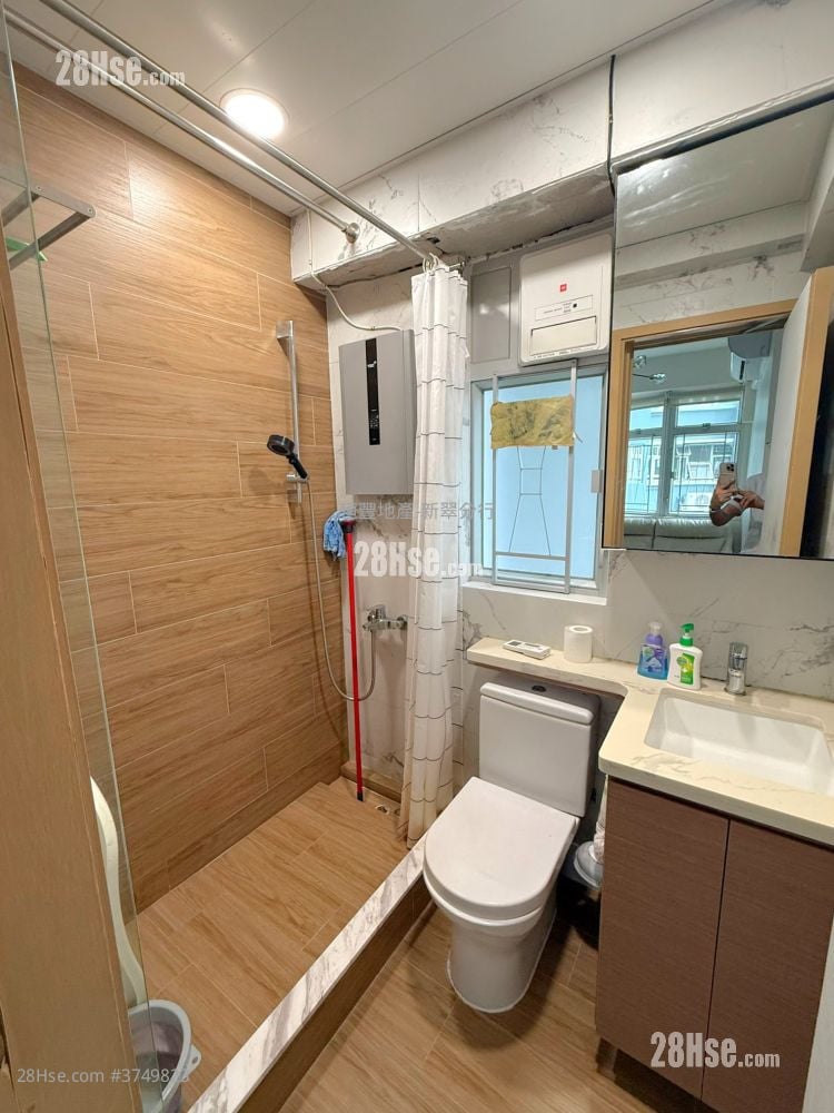 Walton Estate Rental 2 Bedrooms , 1 Bathroom 434 ft²