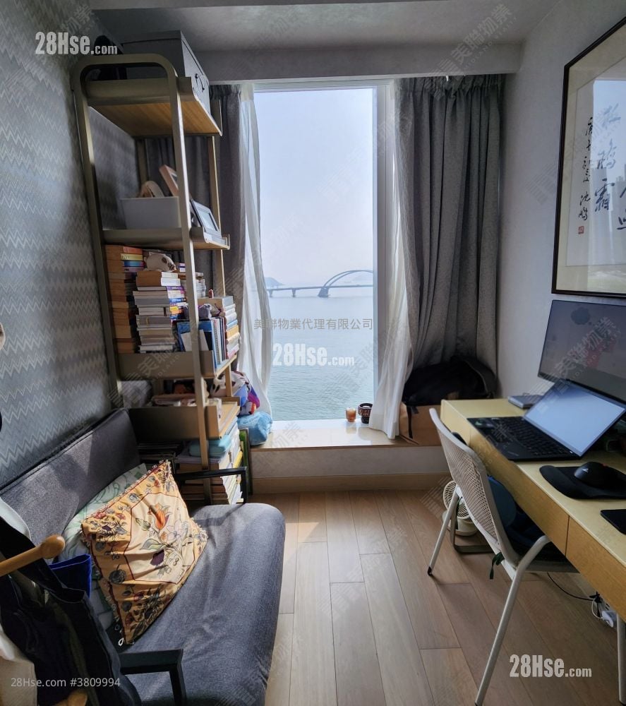 Monterey Sell 3 Bedrooms , 1 Bathroom 789 ft²