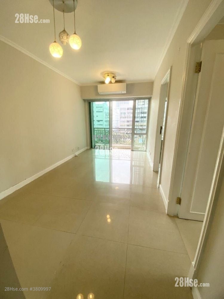 Sky Tower Sell 2 Bedrooms , 1 Bathroom 452 ft²