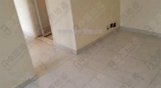 荃錦中心 租盤 2 房 , 1 浴室 375 平方呎