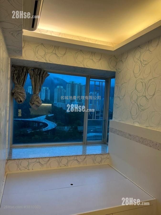 Festival City Sell 3 Bedrooms , 1 Bathroom 678 ft²