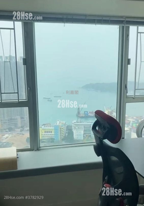 Metro Harbour View Sell 2 Bedrooms , 1 Bathroom 344 ft²