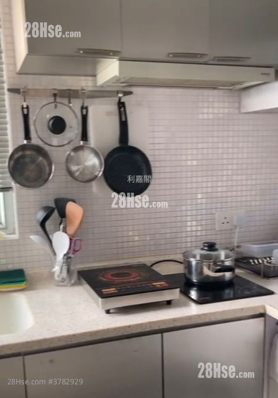 Metro Harbour View Sell 2 Bedrooms , 1 Bathroom 344 ft²