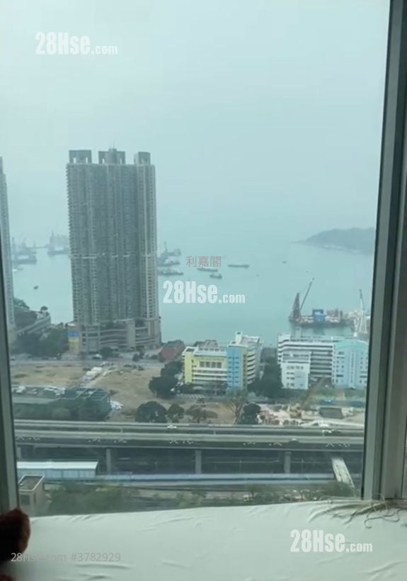 Metro Harbour View Sell 2 Bedrooms , 1 Bathroom 344 ft²