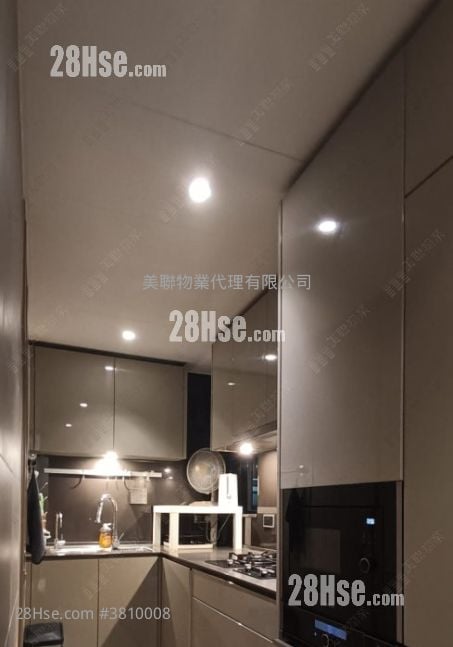 The Parkville Sell 4 Bedrooms , 2 Bathrooms 843 ft²