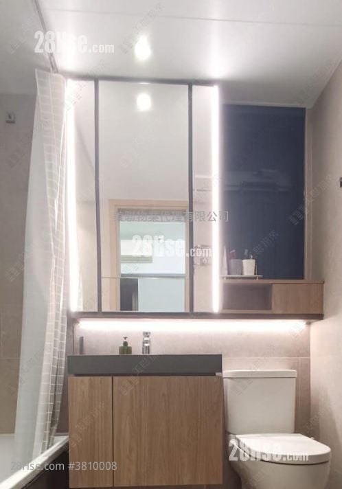 The Parkville Sell 4 Bedrooms , 2 Bathrooms 843 ft²