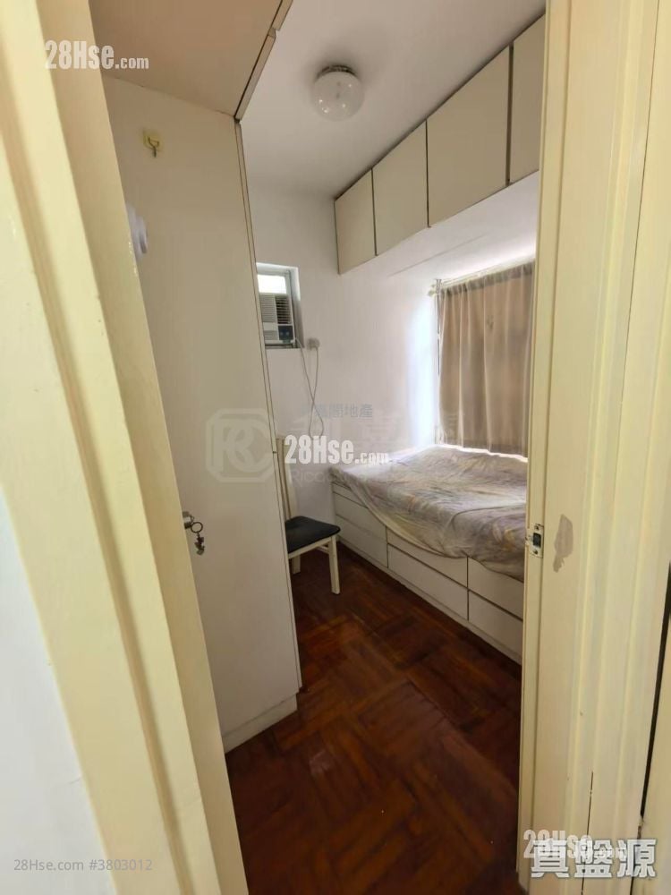 海新大厦 租盘 2 房 , 1 浴室 326 平方尺