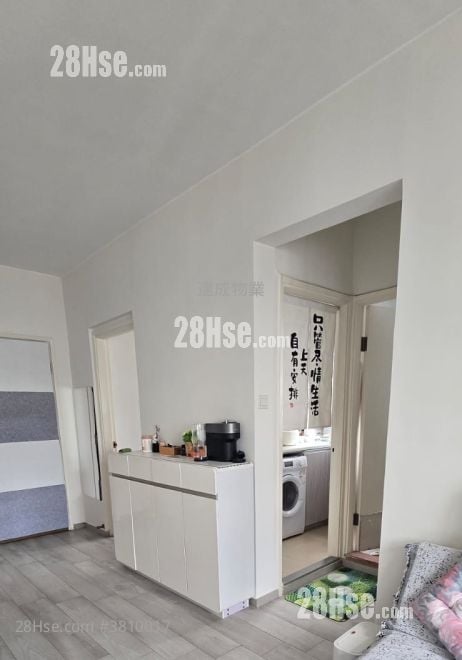 Hung Kwong Building Sell 412 ft²