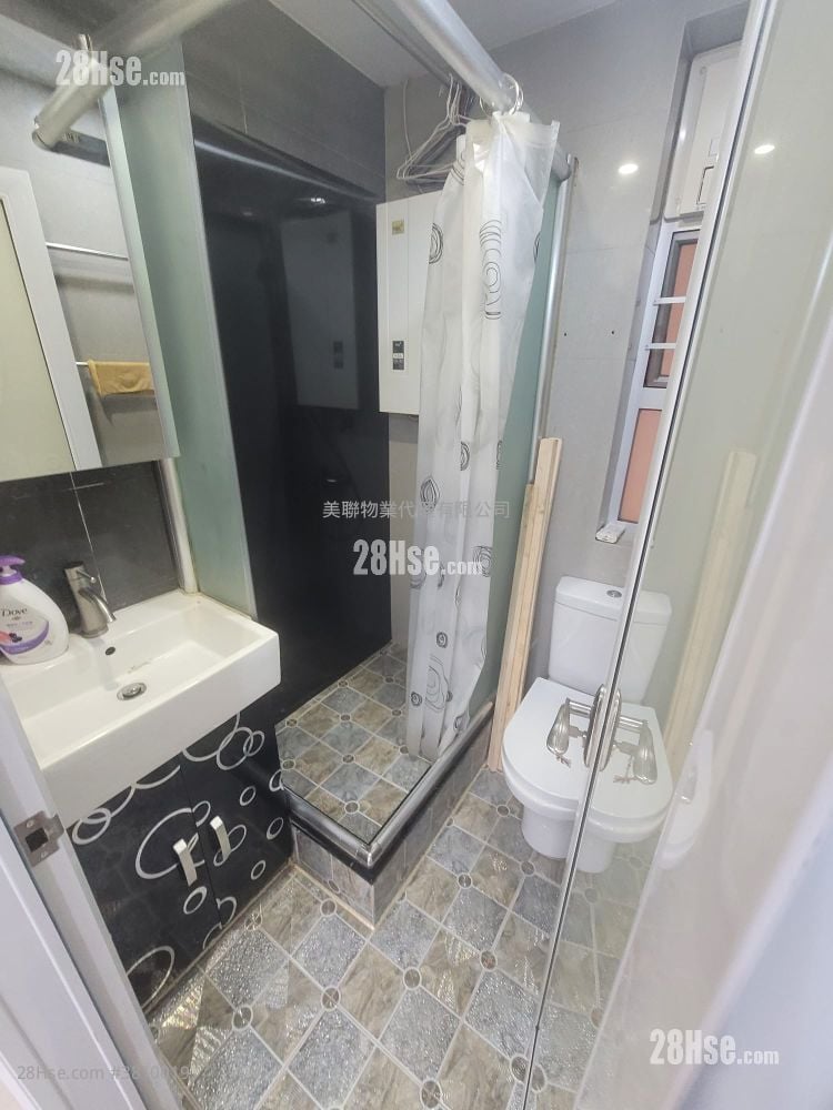 Amoy Gardens Rental 2 Bedrooms , 1 Bathroom 356 ft²