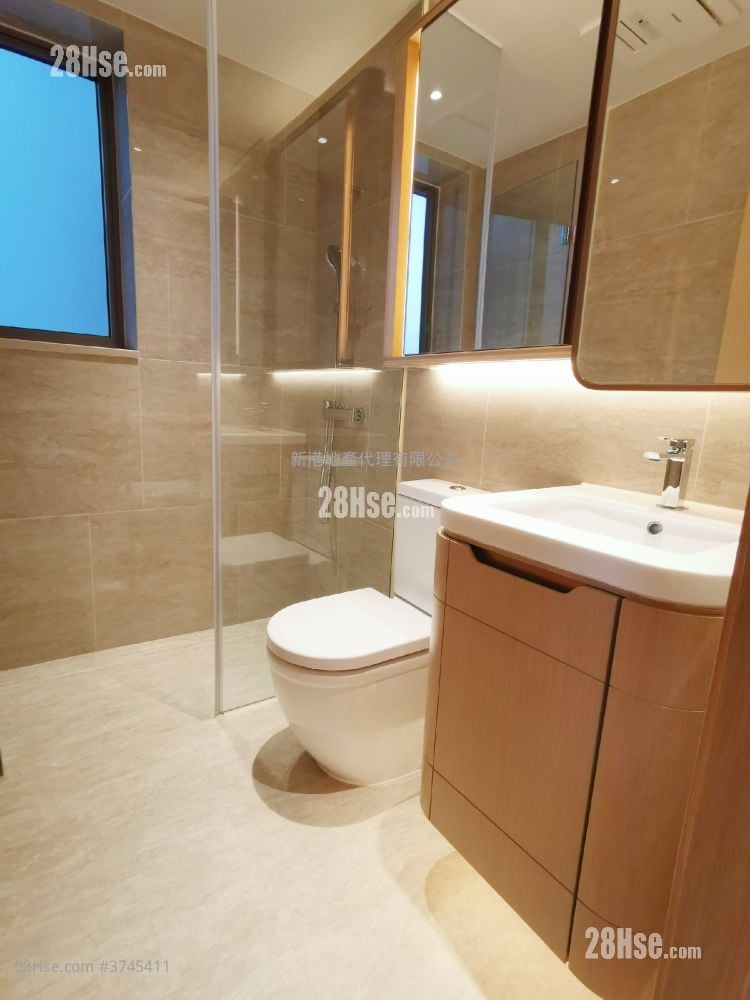 Upper East Sell 1 Bedroom , 1 Bathroom 312 ft²