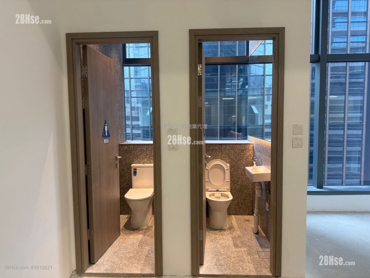 Dr. Kong Centre Rental 3 Toilets