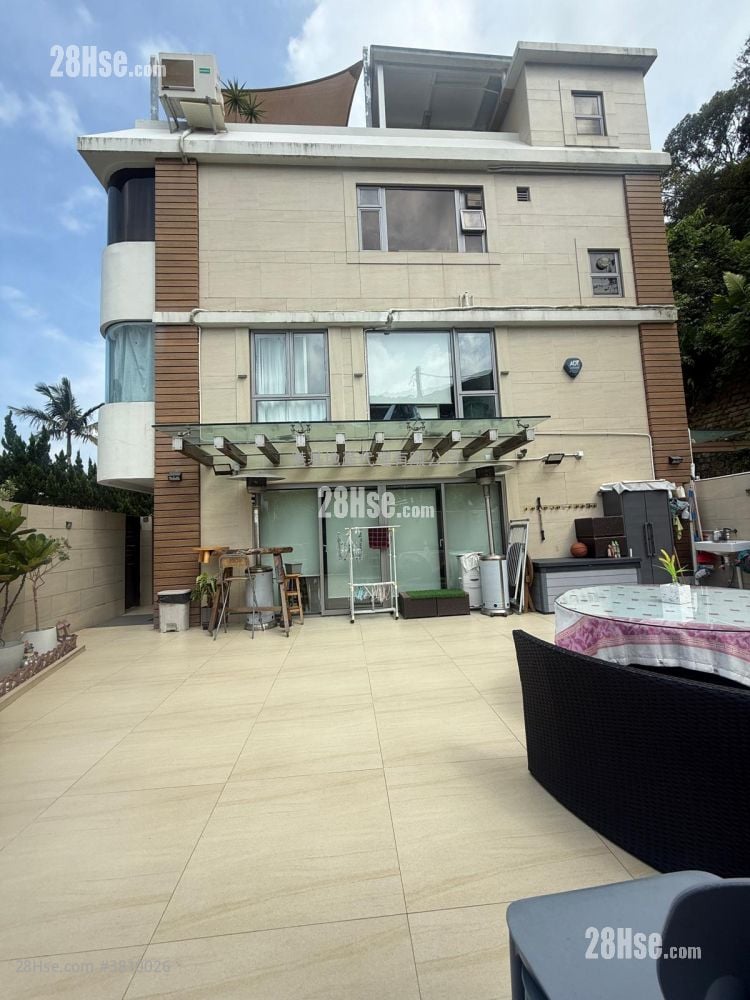 Ha Yeung Village Sell 4 Bedrooms , 2 Bathrooms 1,400 ft²