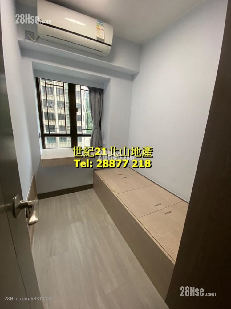 Fortress Garden Rental 3 Bedrooms , 2 Bathrooms 738 ft²