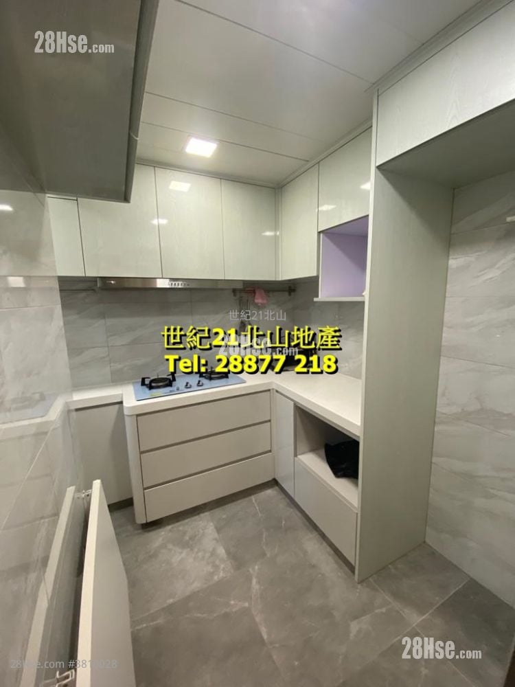 Fortress Garden Rental 3 Bedrooms , 2 Bathrooms 738 ft²