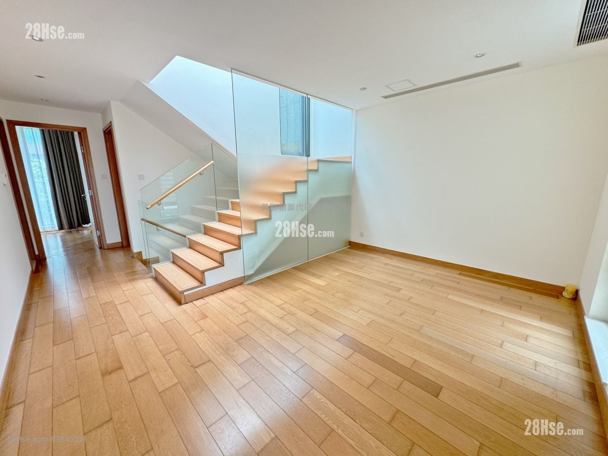 葡萄园 售盘 3 房 , 4 浴室 2,389 平方尺