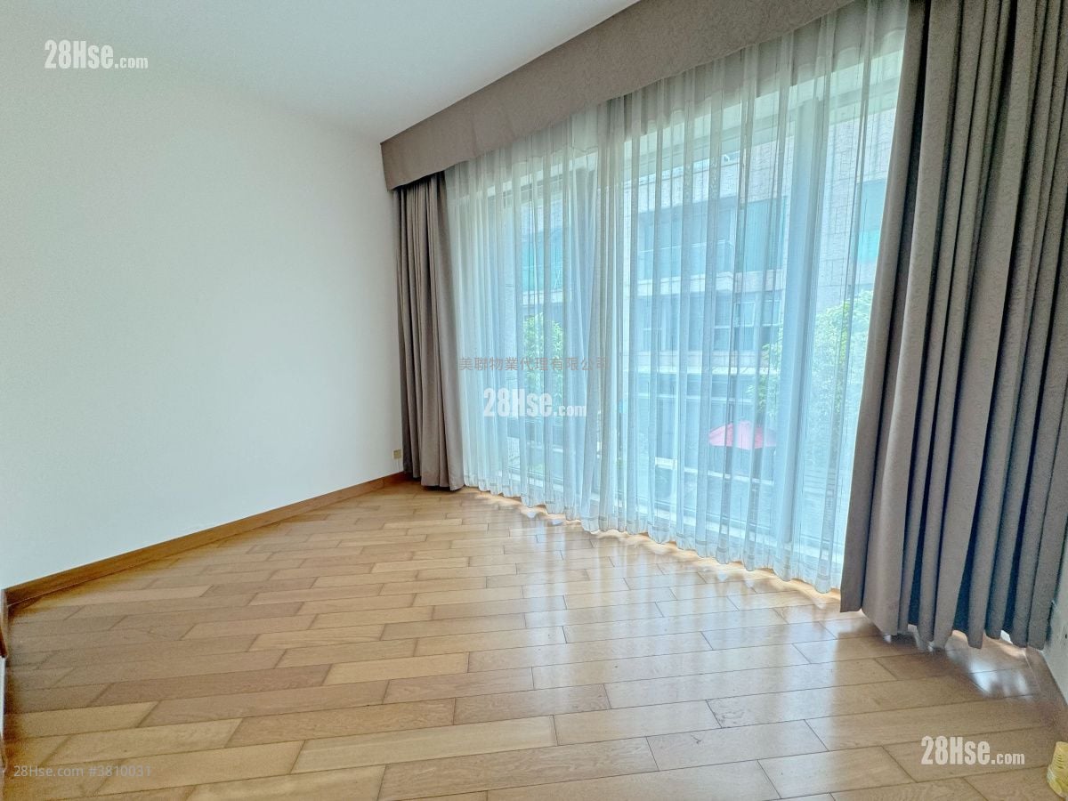 葡萄园 售盘 3 房 , 4 浴室 2,389 平方尺