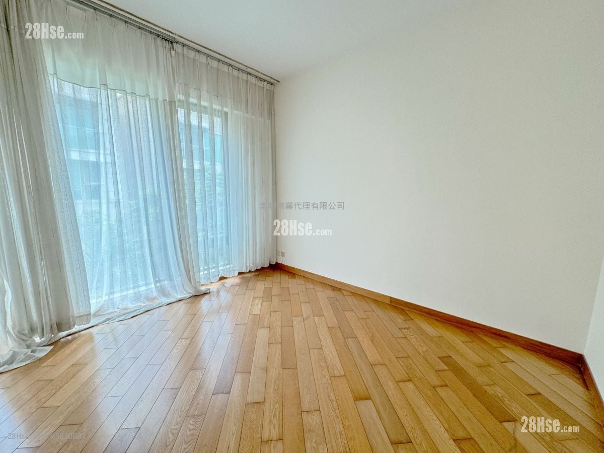 葡萄园 售盘 3 房 , 4 浴室 2,389 平方尺