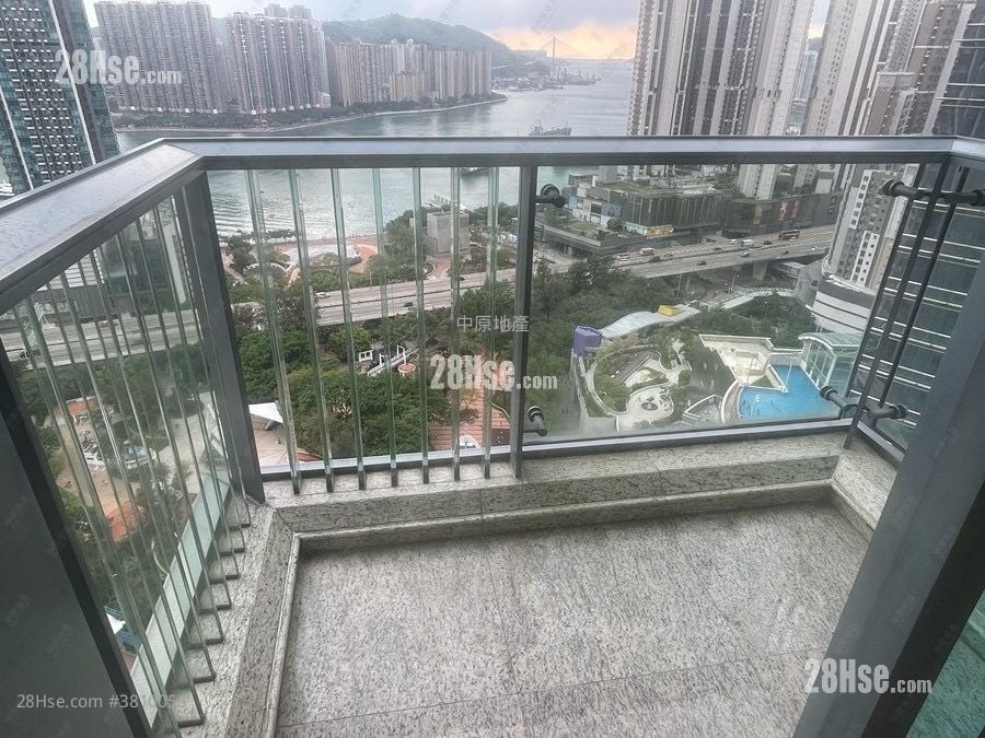 御凯 售盘 3 房 , 2 浴室 728 平方尺