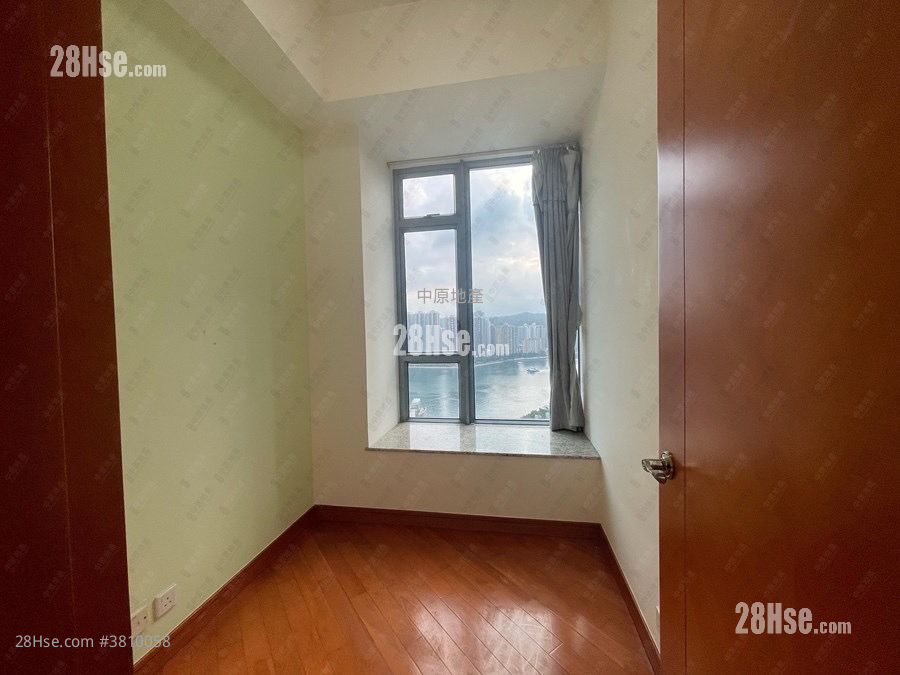 御凯 售盘 3 房 , 2 浴室 728 平方尺