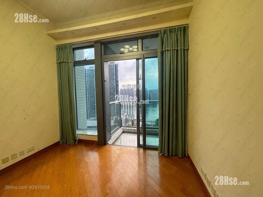 御凯 售盘 3 房 , 2 浴室 728 平方尺