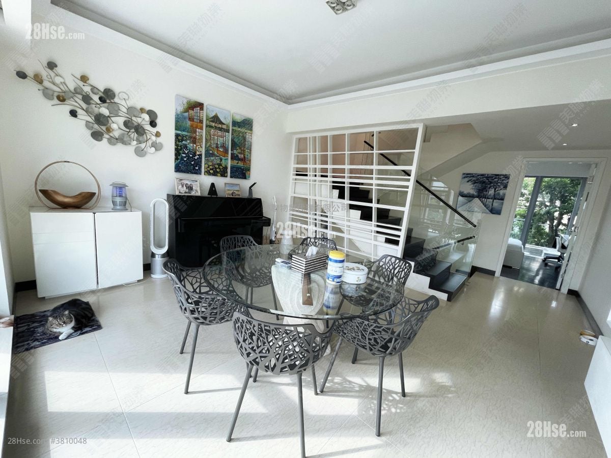 葡萄园 售盘 4 房 , 4 浴室 2,150 平方尺