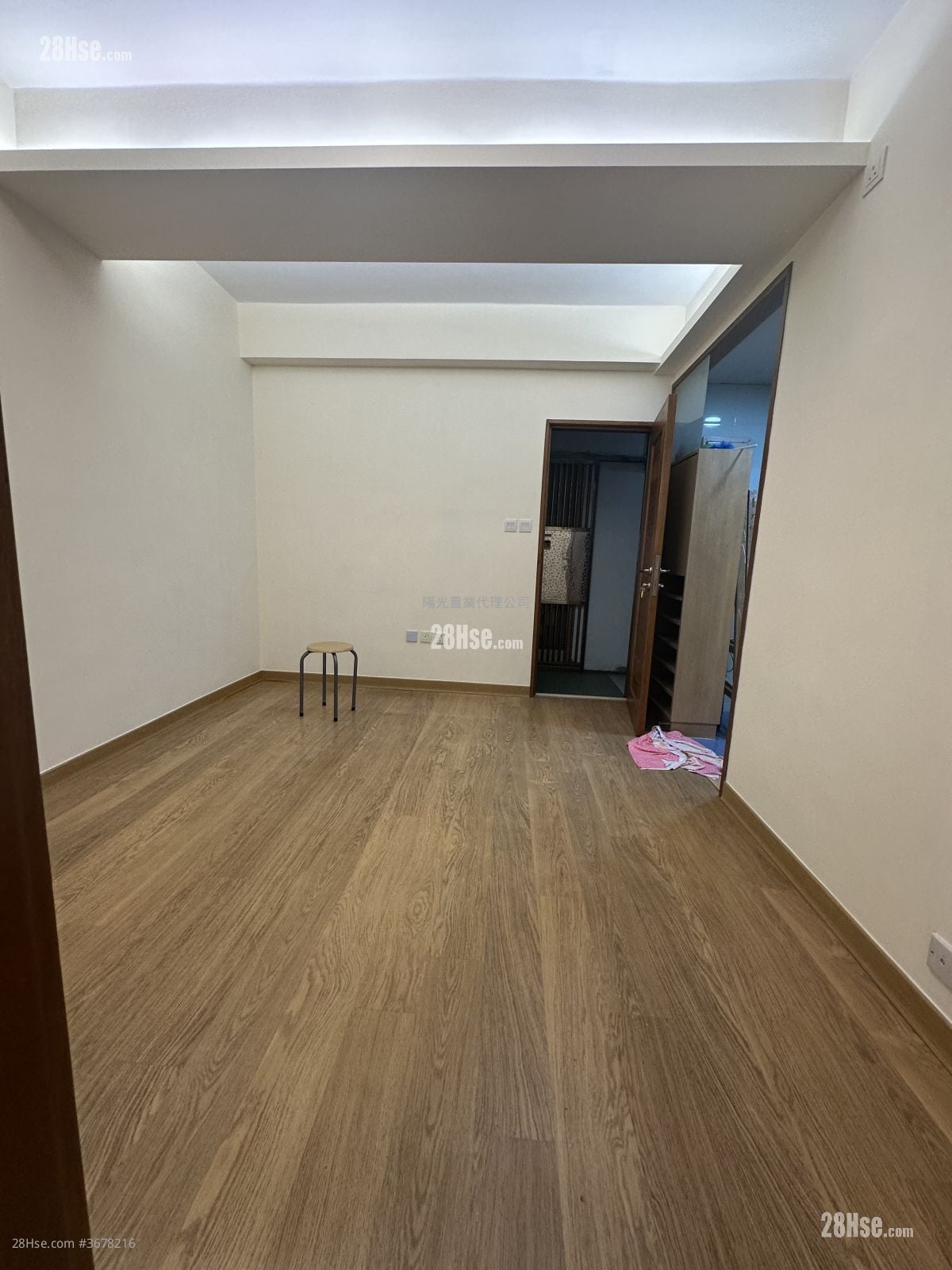 太安楼 租盘 351 平方尺