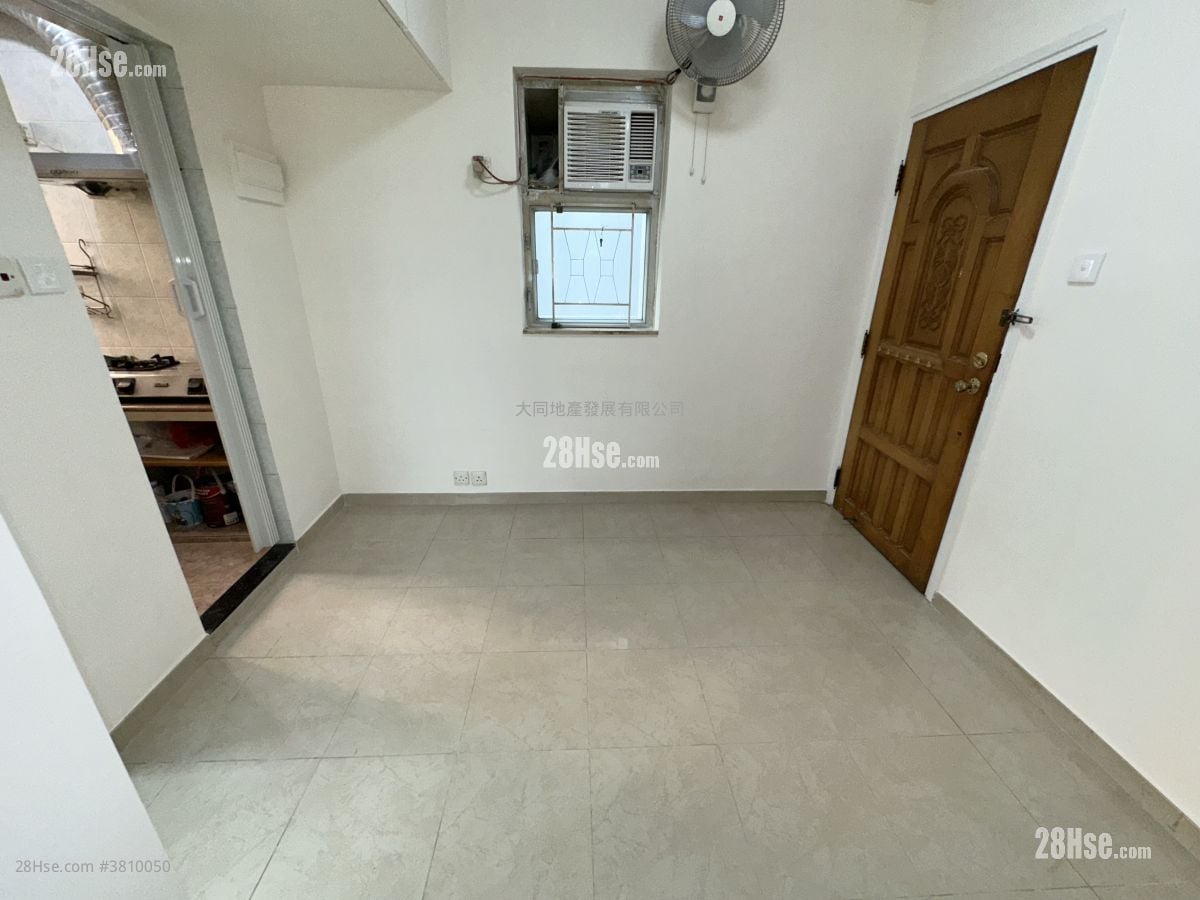 德发大厦 租盘 2 房 251 平方尺