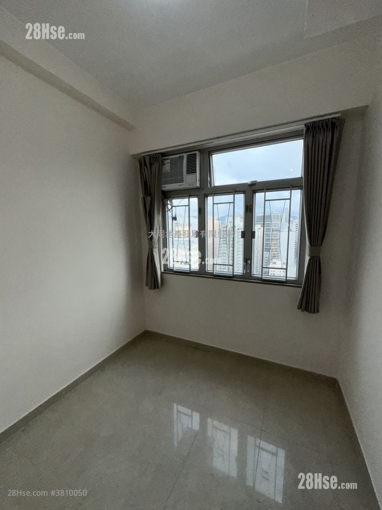 德发大厦 租盘 2 房 251 平方尺