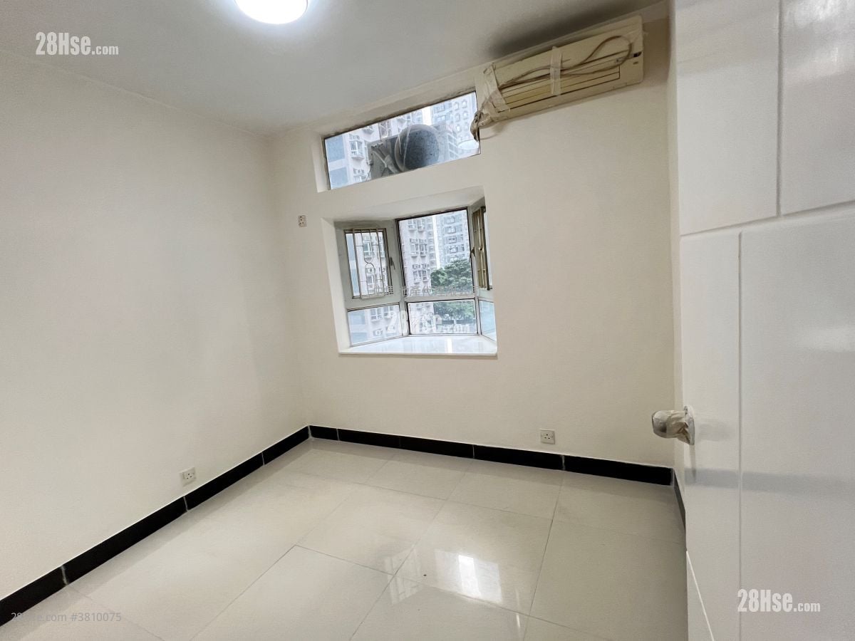 睡房 1: 海濱花園 售盤 3 房 , 2 浴室 700 平方呎