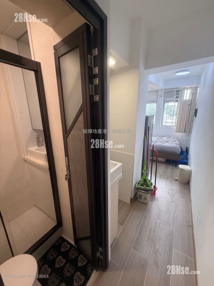 Kwok Chai Building Rental Studio , 1 Bathroom 180 ft²