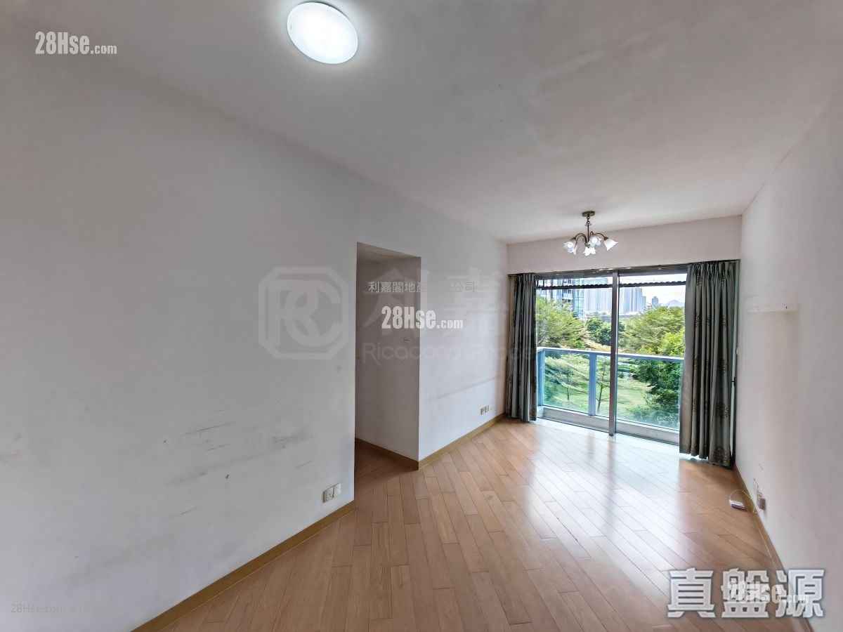 峻峦 售盘 3 房 606 平方尺