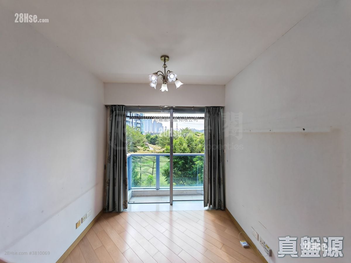 峻峦 售盘 3 房 606 平方尺