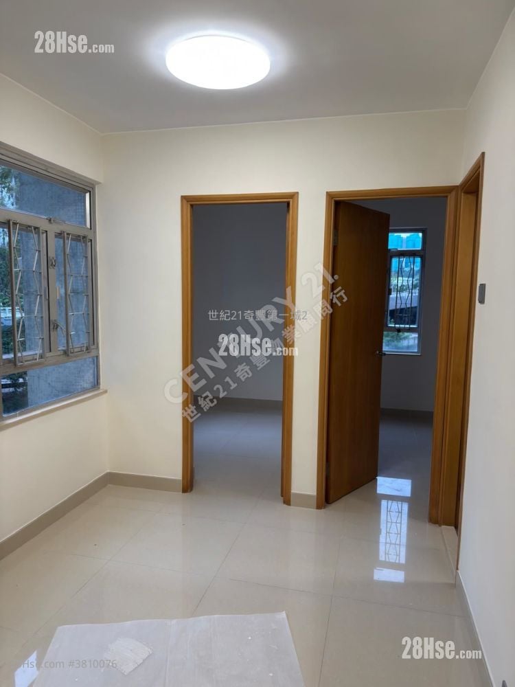 沙田第一城 售盘 2 房 327 平方尺