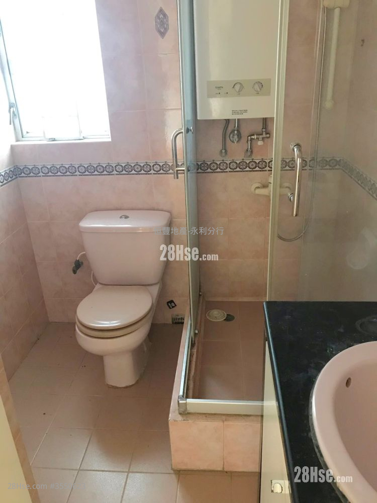 富欣花园 售盘 2 房 , 1 浴室 431 平方尺