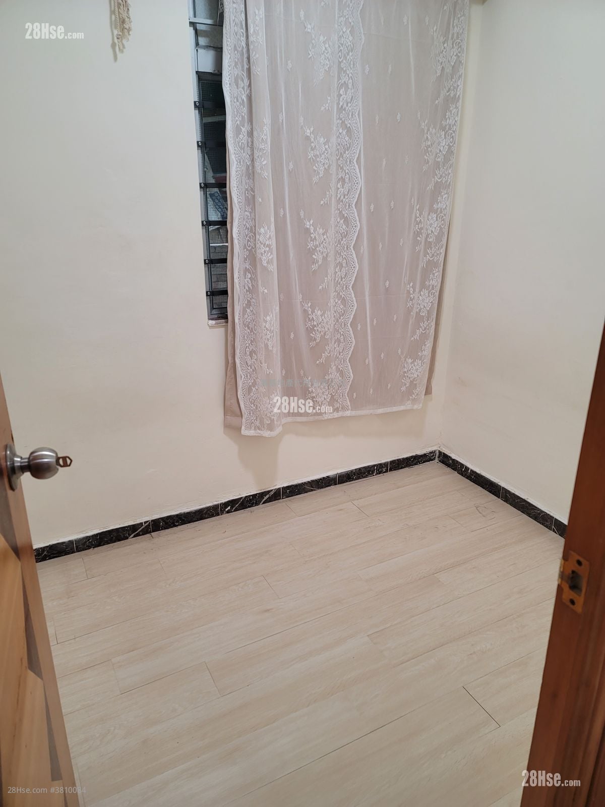 Shun King Building Sell 1 Bathroom 216 ft²